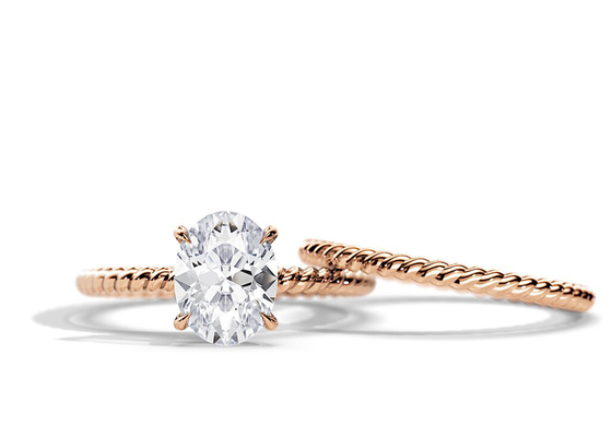 Ovale besnoeiings9k Gouden Ring 1.5ct 6×8MM met Moissanite-Riek Plaatsend Type