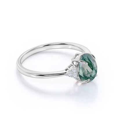 Schrijver uit de klassieke oudheid 7 Steen 1,1 karaat Ovale Besnoeiing Moss Green Agate en Diamond Plain Shank Wedding Ring in Witgoud