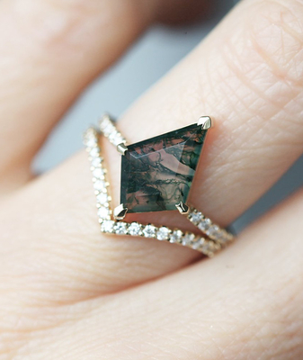 Moss Agate Modern Prism Shape-het Goud van Overeenkomstenring set for women in