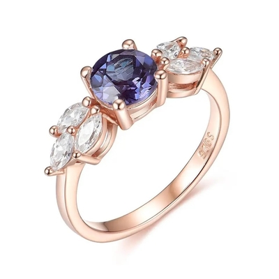 925 Sterling Silver Rose de gouden Halo Ring Rainbow Moonstone Ring van de 1 Karaatbloem