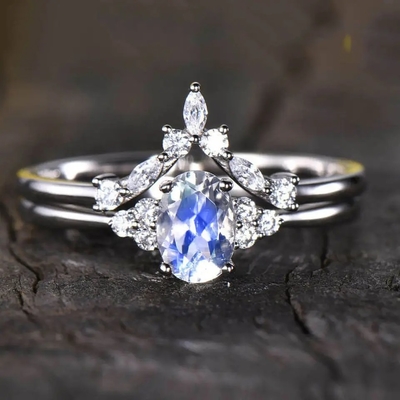Ring van Moonstone van 925 de Juwelen de Sierlijke Ringen van Sterling Silver CZ Natuurlijke Gefacetteerde Blauwe