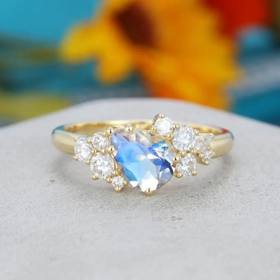 14K de gele Gouden Bruids Antieke Gift van de Belofteverjaardag voor Verlovingsring van Vrouwen de Peervormige Moonstone