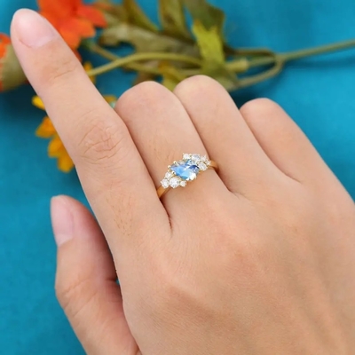 14K de gele Gouden Bruids Antieke Gift van de Belofteverjaardag voor Verlovingsring van Vrouwen de Peervormige Moonstone