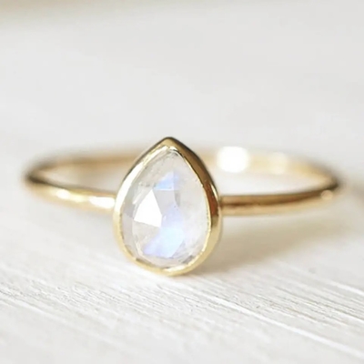 De verlovingsring 18k gouden Zilveren Ring Natural Gemstone Jewelry van perenmoonstone