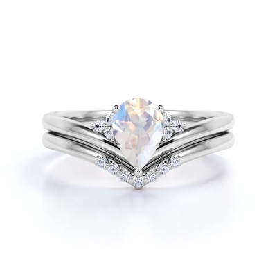 S925 de Gouden Natuurlijke Regenboog Moonstone Ring Boho Wedding Set van CZ van de Perenvorm