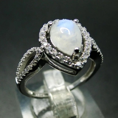 De Overeenkomst Diamond Rings 925 van regenboogmoonstone Sterling Silver