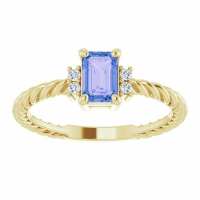 Tanzanite0.06ctw Diamond Rope Engagement Ring In 14K Geel Goud
