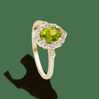 Gouden ovale mooie, elegante peridotring, uitstekende vorm en natuurlijke, heldere ovale peridot