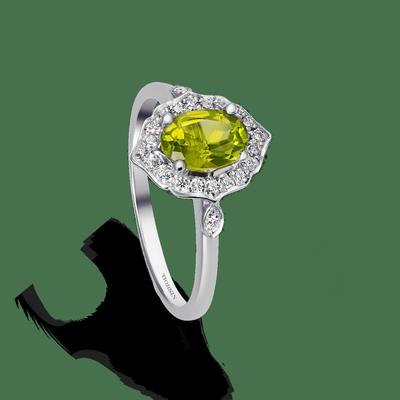 Gouden ovale mooie, elegante peridotring, uitstekende vorm en natuurlijke, heldere ovale peridot