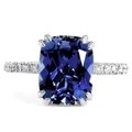 Blauw Ovaal Laboratorium Gecreeerd Saffier en Diamond Five-Stone Ring With Silver