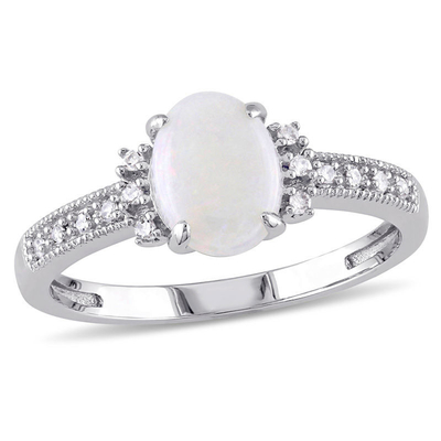 Ovaal Opaal en 1/15 CT. T.W. Diamond Bypass Split Shank Ring in Sterling Silver