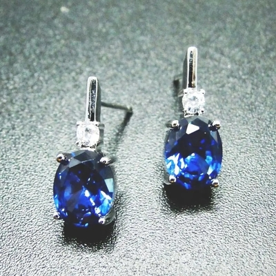 De groene Steen Ring Earrings Pure 925 van Spinellen Kubieke Zircon Sterling Silver Fashion Jewelry Set