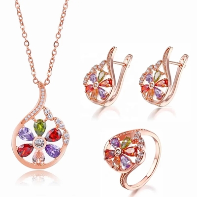 Van de de Oorringshalsband van Garnet Morganite Peridot Crystal Zircon Vastgestelde de Tegenhangerring