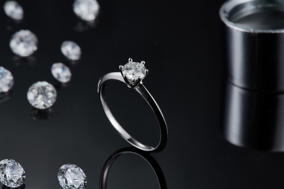 9K met Zilveren Ring gesneden Witte Moissanite Diamond Minimalist Wedding Jewelry