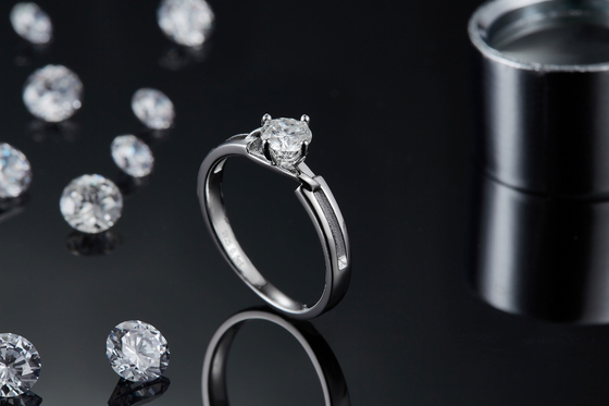 Witte Vierkante Moissanite en Sapphire Platineve Diamonds Jewelry Women Ring With Silver 1.94CTW