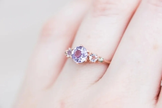 Natuurlijke Ring van het Lavendelkwarts, 925 Sterling Silver Rose Gold Plated Vijf Steenring