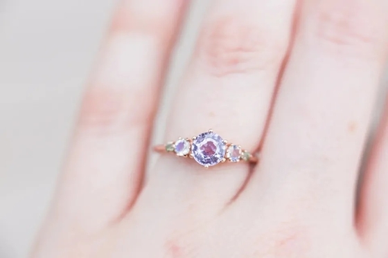 Natuurlijke Ring van het Lavendelkwarts, 925 Sterling Silver Rose Gold Plated Vijf Steenring