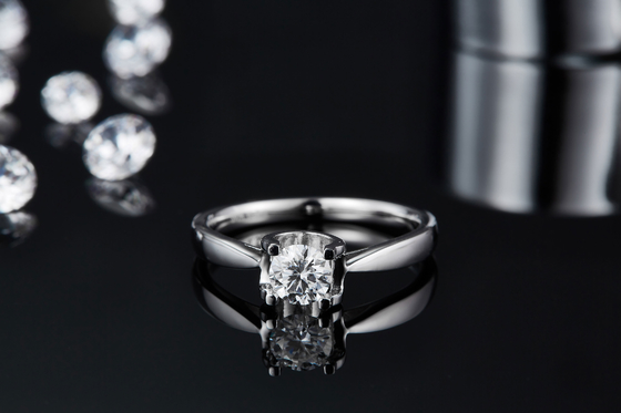 Vierkante Witte van de Ringscz van Moissanite 9K Zilveren Minimalistische het Huwelijksjuwelen