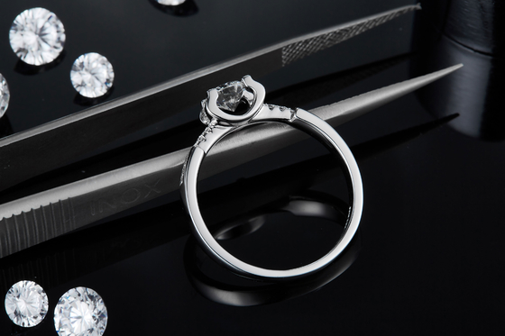 Het witte van de Douanesytle CZ van Moissanite Minimalistische Huwelijk Ring For Women
