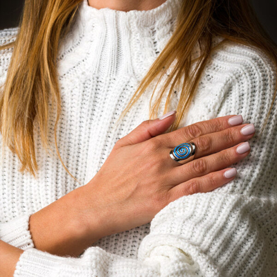 925 met het Zeer belangrijke Blauw van Sterling Silver Greek   Oorringen van de meander de Opalen Spiraalvormige Overeenkomst voor Vrouwen
