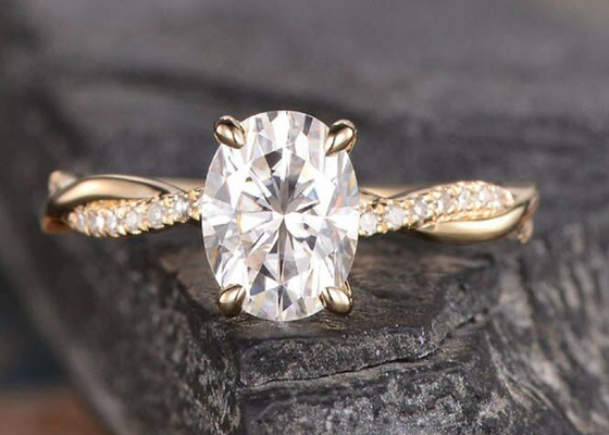 Mossianite2.5ct Ovale Verlovingsring 18K Rose Gold Material