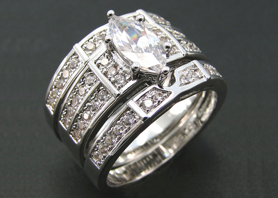Gouden de Overeenkomstentrouwring van 10K 14K, ODM van de de Diamantring van 0.68ct 56pcs Natuurlijke