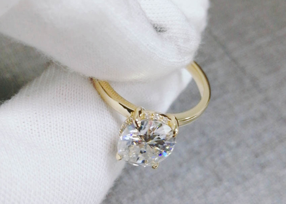1.5ct het ovaal sneed Laboratorium Gekweekte Moissanite-Rings14k Gouden Materiële 0.7×0.9cm grootte