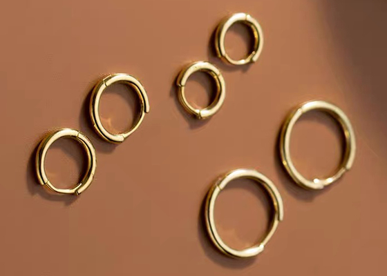 Sexy de Oorringenodm van de Schroef14k Gouden Hoepel voor Vrouwen 1.2mm×10mm Afmeting