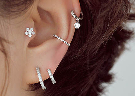 18K Rose Gold Nose Ring With-Diamant 0.05ct voor Dagelijkse Slijtageoem ODM