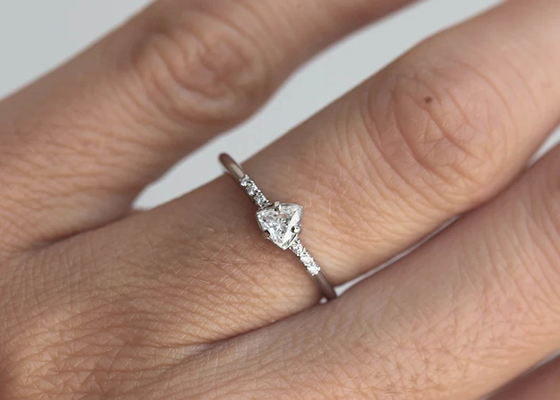 Manier Echt Diamond Jewellery Ring met 4×4mm ODM van de Driehoekssteen