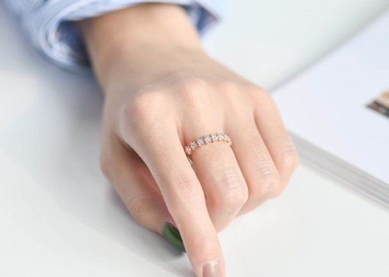 0.54ct gouden Ster Diamond Ring, 1.3mm 18k Gouden Overeenkomst Ring For Women Girl
