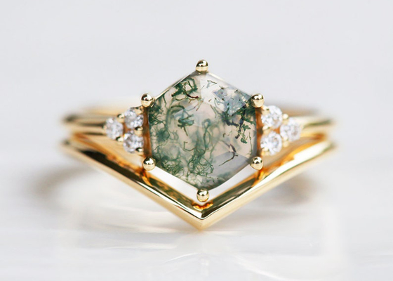 De zeshoek sneed de Groene Gouden Materiële 6.5mm Grootte van Moss Agate Engagement Ring 14k