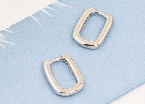 Ovale Hoepel9k Gouden Oorringen 2mm Dikte met 6x10mm Binnendiameter