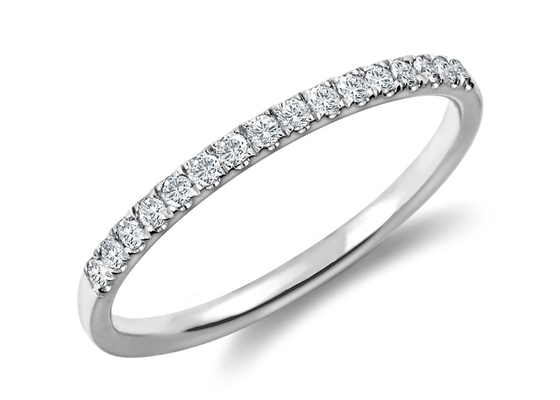 Sierlijke 1.3mm 9k Zilveren Ring 925 Zilveren Materiaal met 0.16Carat Moissanite