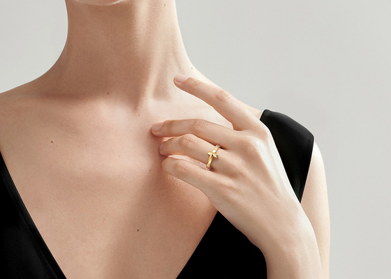 3.89g ring 2.5mm van gewichts18k Stevige Gouden Juwelen Breedte voor Overeenkomstenhuwelijk