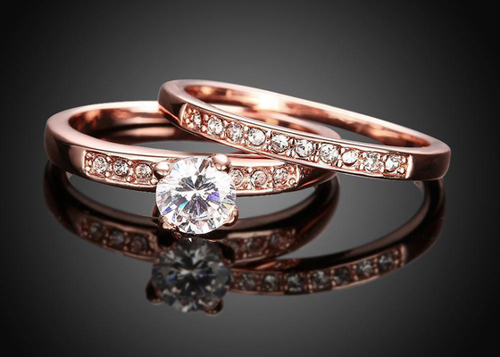 OEM Rose Gold Engagement And Wedding Ring Set met de Steen van 0.44CT 5mm